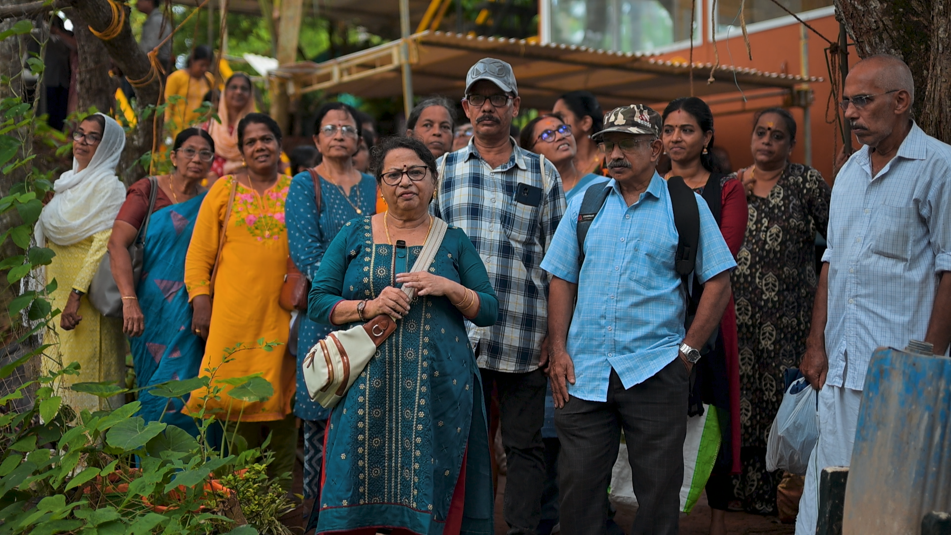 കൃഷിചെയ്യാൻ സ്ഥലമില്ലെങ്കിലും ഇവർ കൃഷിചെയ്യും